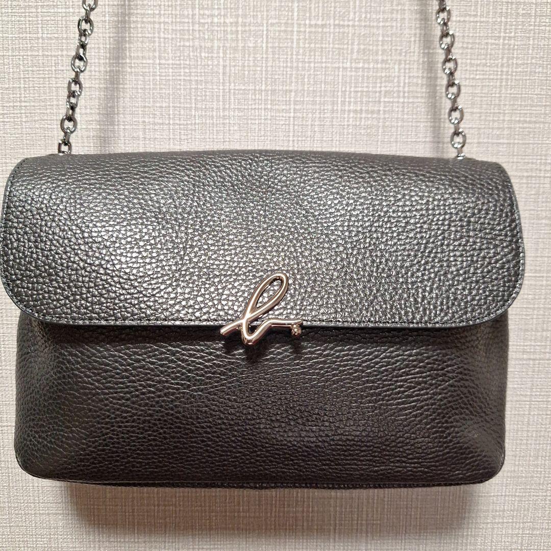 The b. ミニショルダーバッグ IS12C－05