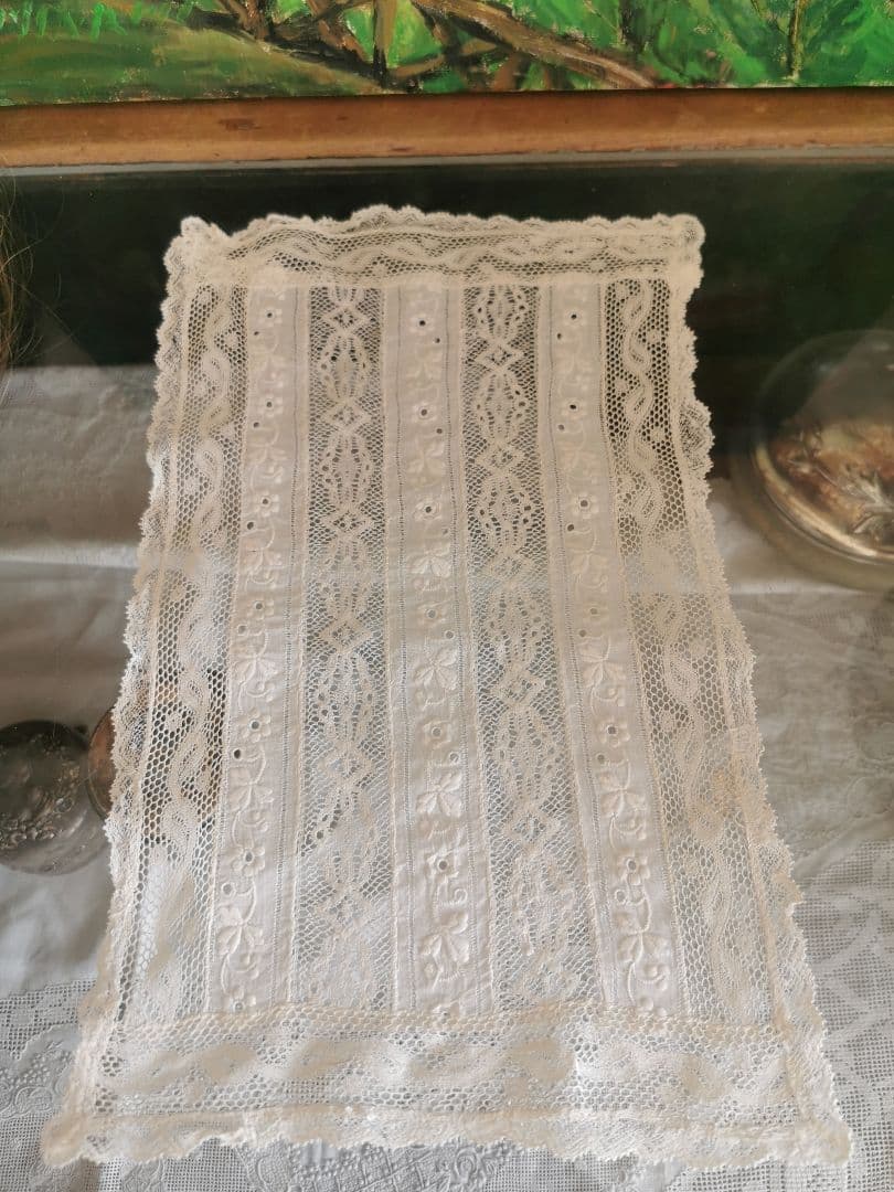 アンティークフランス ノルマンディーレース 縦繋ぎボビン＆ガロンレース ランナー