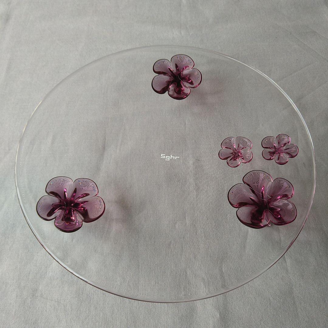 未使用　スガハラ ガラス　カメリア　23cm足つきプレート　ギフトBOX