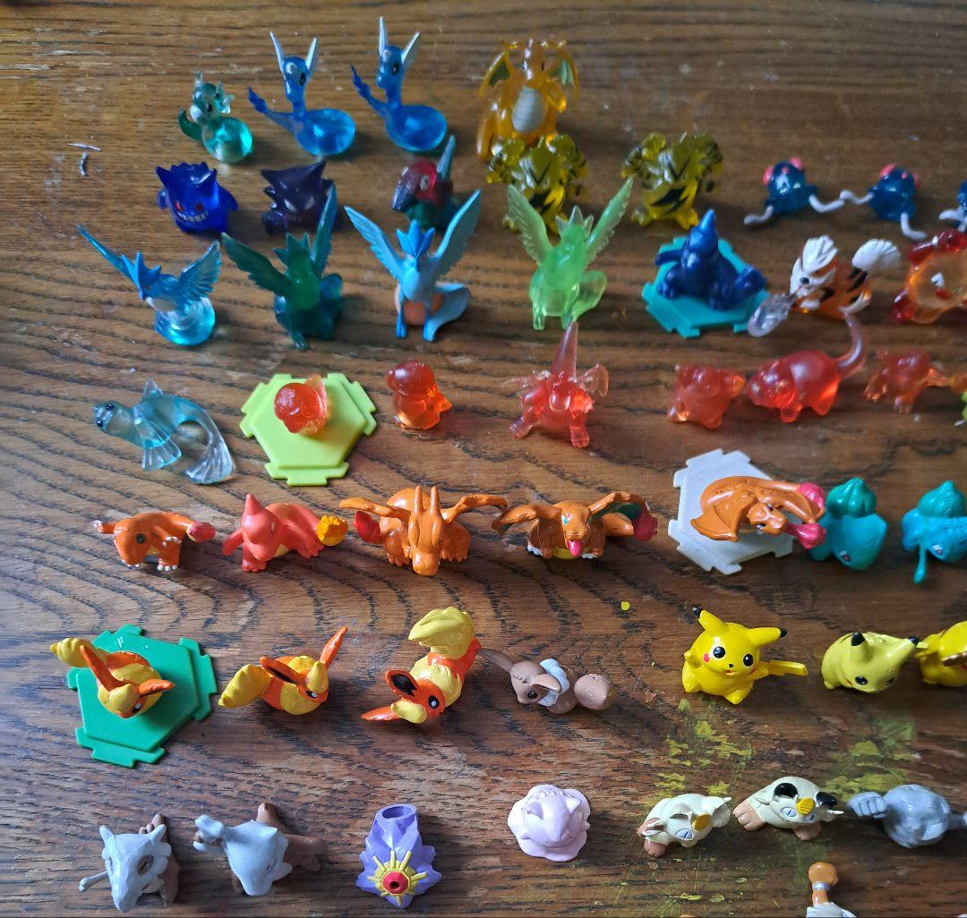 d*2様 ポケモン　鉛筆キャップフィギュア　136個　初期、クリア多数
