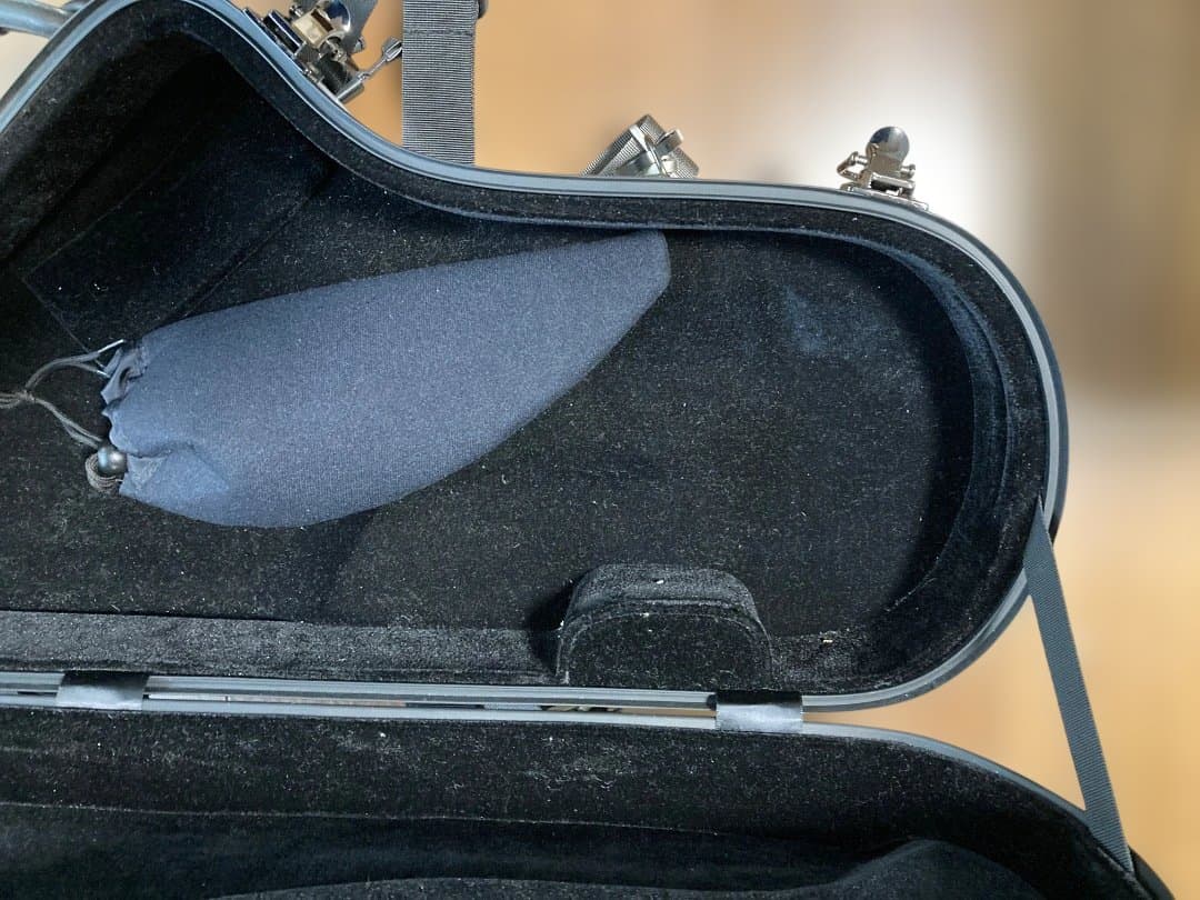 マルカート　テナーサックス　ケース　リュックタイプ　ポリカーボン製