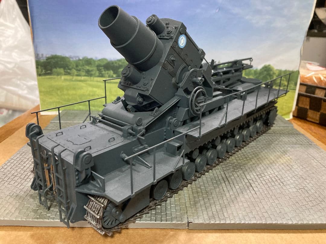 【塗装済完成品】1/35カール自走臼砲ガルパン大学選抜チーム風