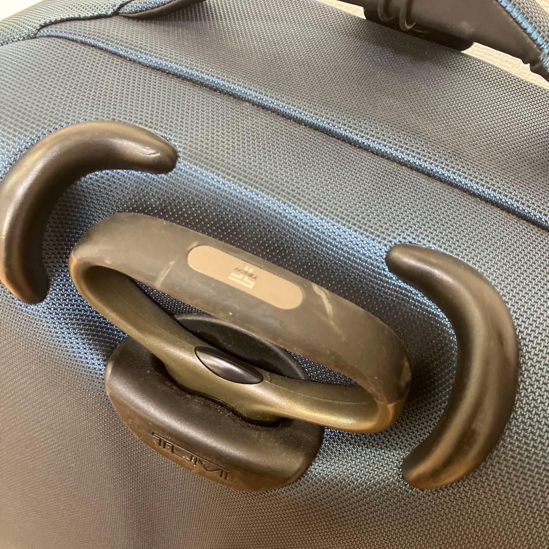 TUMI トゥミ　キャリーケース　スーツケース　ネイビー　大容量　T-TECH