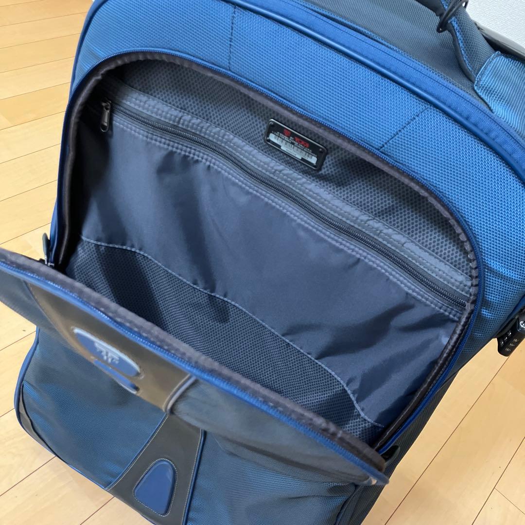 TUMI トゥミ　キャリーケース　スーツケース　ネイビー　大容量　T-TECH