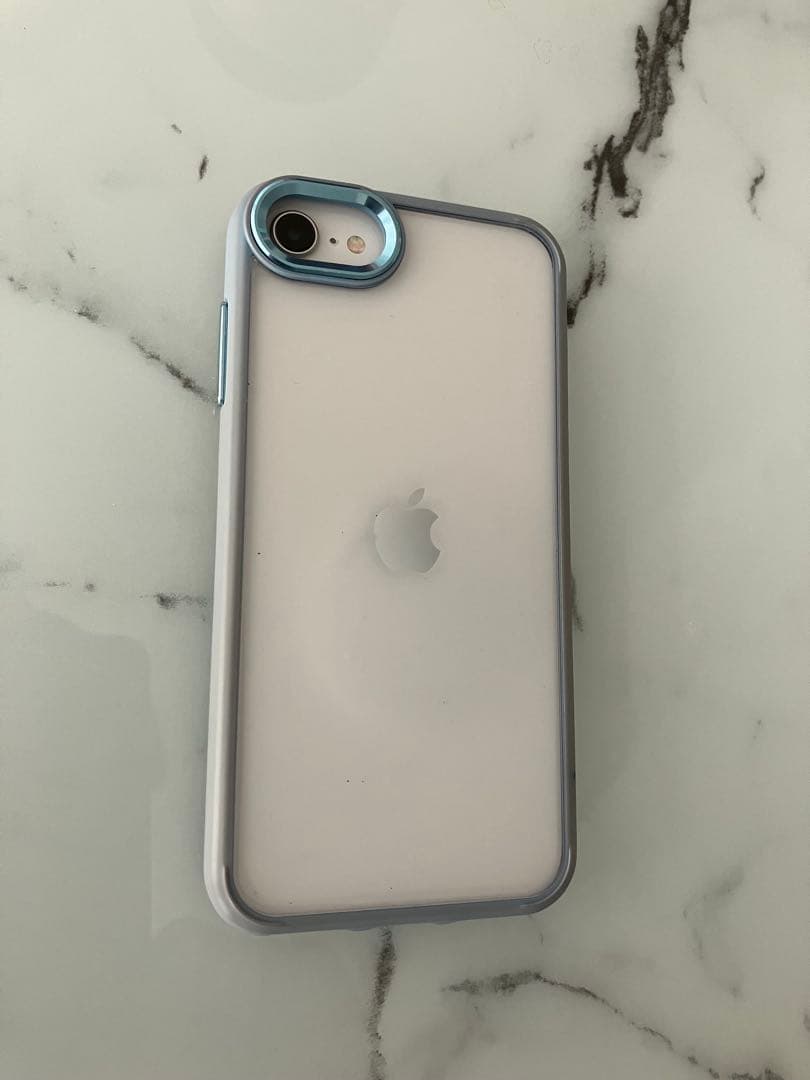 【美品】iphoneSE3 64G SIMフリー