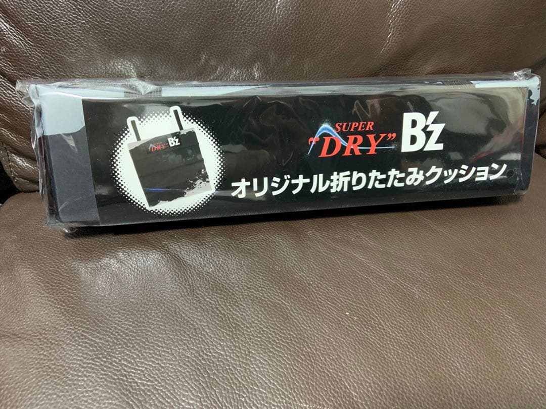 B'z スーパードライ　アサヒ　ブランケット＆クッションセット　イオン限定