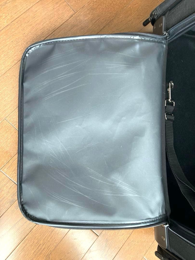 犬用キャリーケース✴︎OFT✴︎黒いナイロン製✴︎ XLサイズ