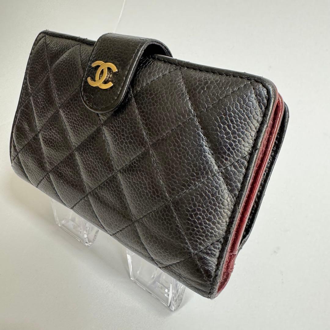 CHANEL シャネル 二つ折り財布 マトラッセ キャビアスキン ココマーク