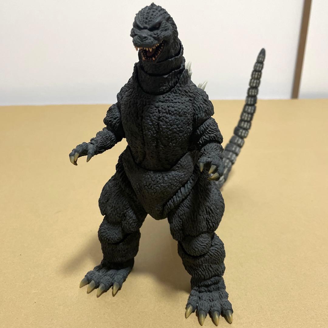 S.H.モンスターアーツ 輝響曲 ゴジラ(1989) フィギュア