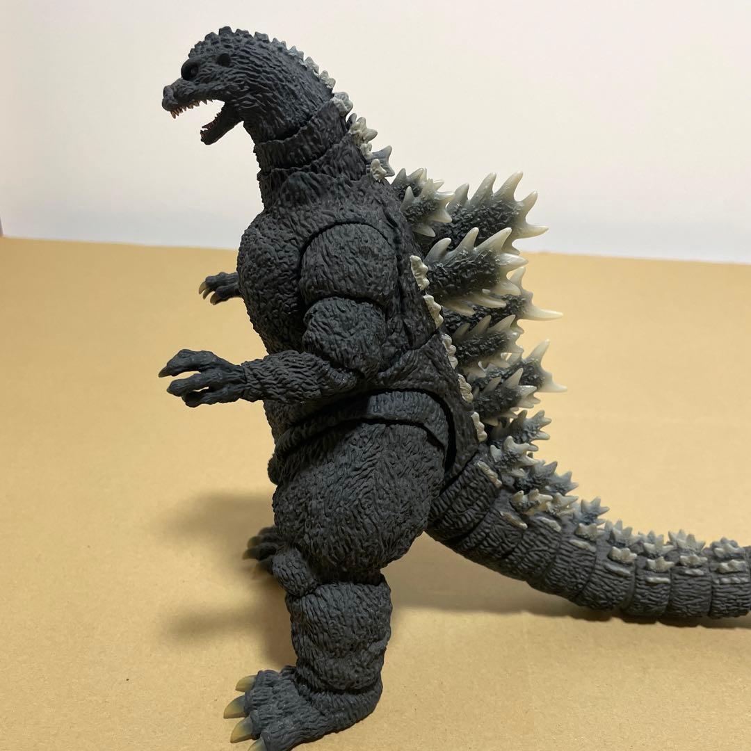 S.H.モンスターアーツ 輝響曲 ゴジラ(1989) フィギュア