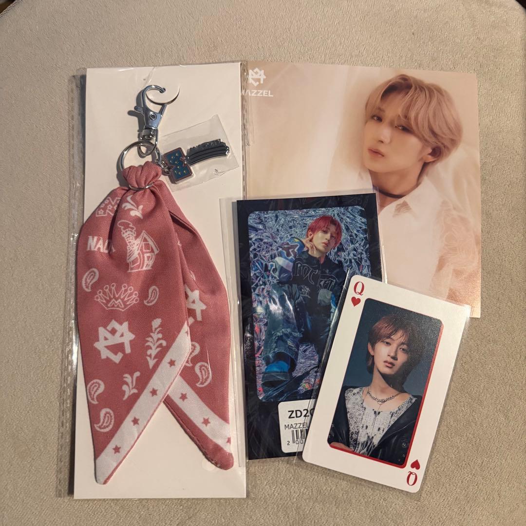 【匿名配送】MAZZEL ROOM バンダナキーホルダー NAOYA セット