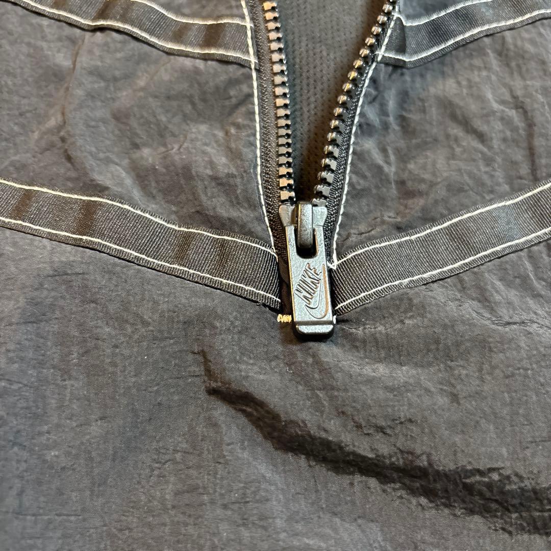 ナイキ　NIKE ランニングウィンドブレーカー Nissy 西島隆弘