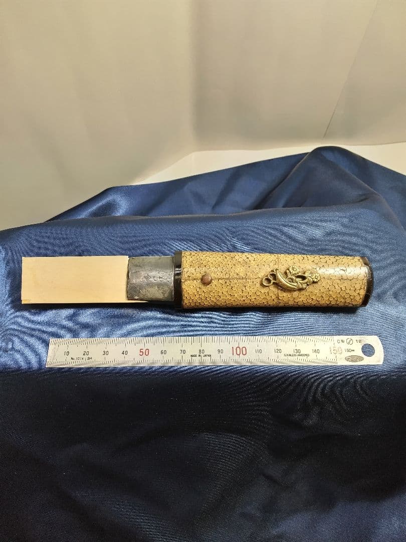 短刀の柄 ・ 目貫・ はばき