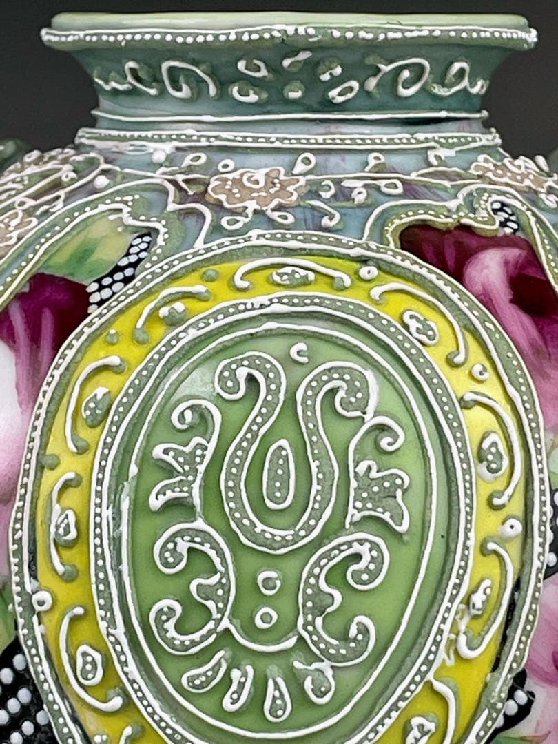 【希少】オールドニッポン 薔薇紋 一陳盛上げ アールヌーボー 花瓶 ビーディング