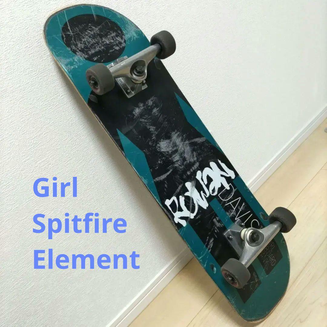 スケートボード　コンプリートデッキ