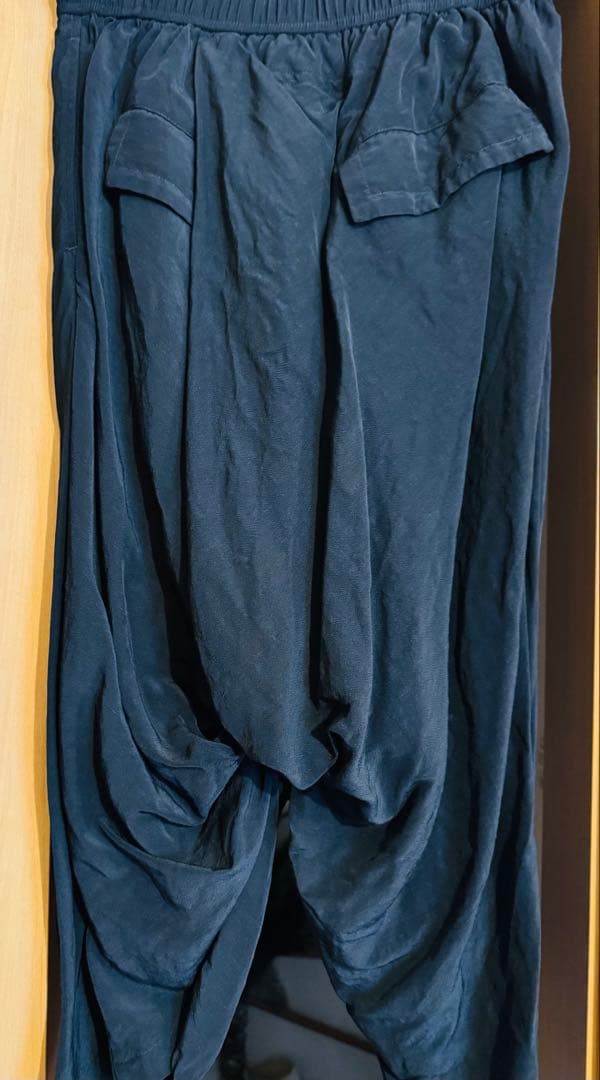 名作希少　ユリウス　julius ドレープサルエルパンツ　697PAM5