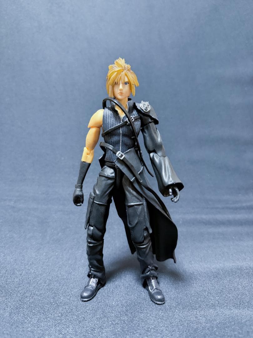 中古 ファイナルファンタジー7 プレイアーツ クラウド＆フェンリル