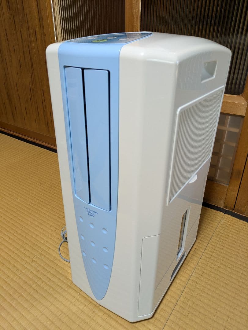 コロナ 冷風・衣類乾燥除湿機 2023年製　CDM-1023（箱無し）