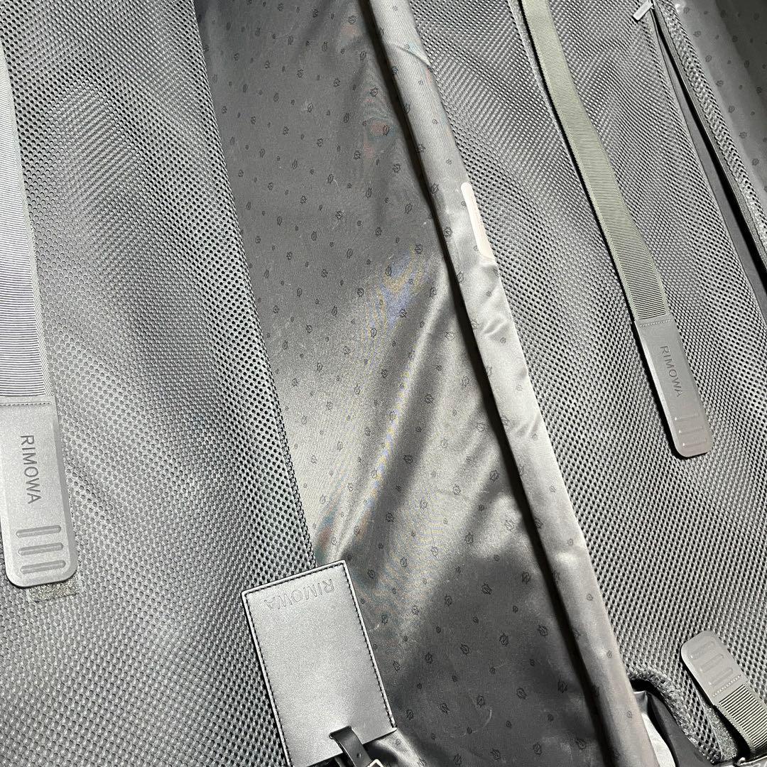 リモワ エッセンシャル 832.80 トランクプラス 101L スーツケース