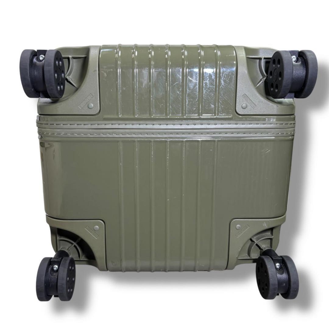 リモワ エッセンシャル 832.80 トランクプラス 101L スーツケース