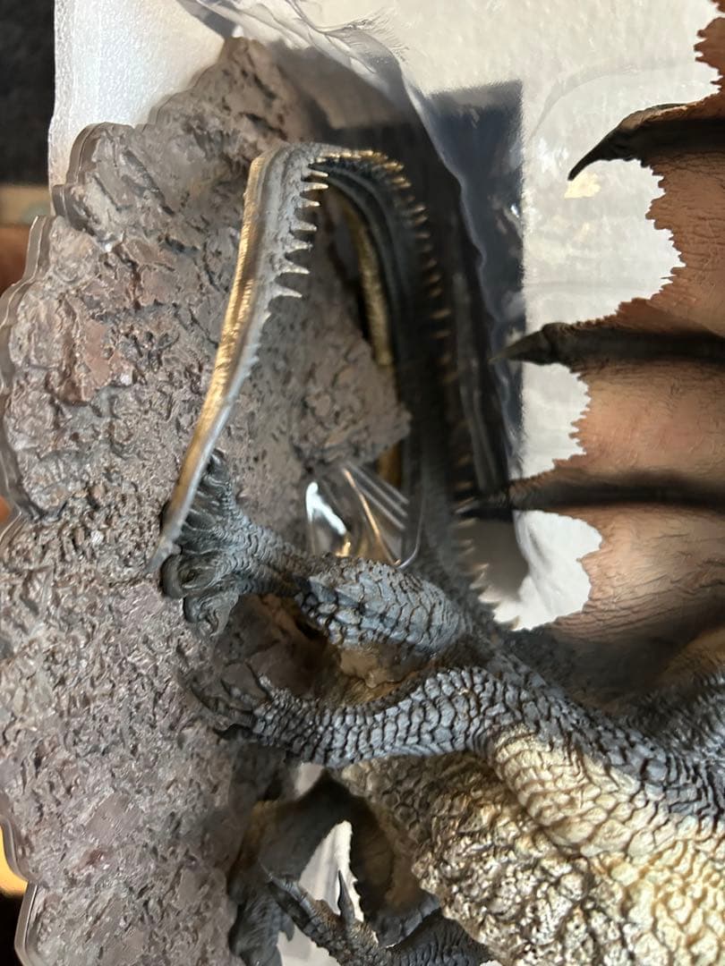 モンスターハンター 黒龍 ミラボレアス クリエーターズモデル フィギュア