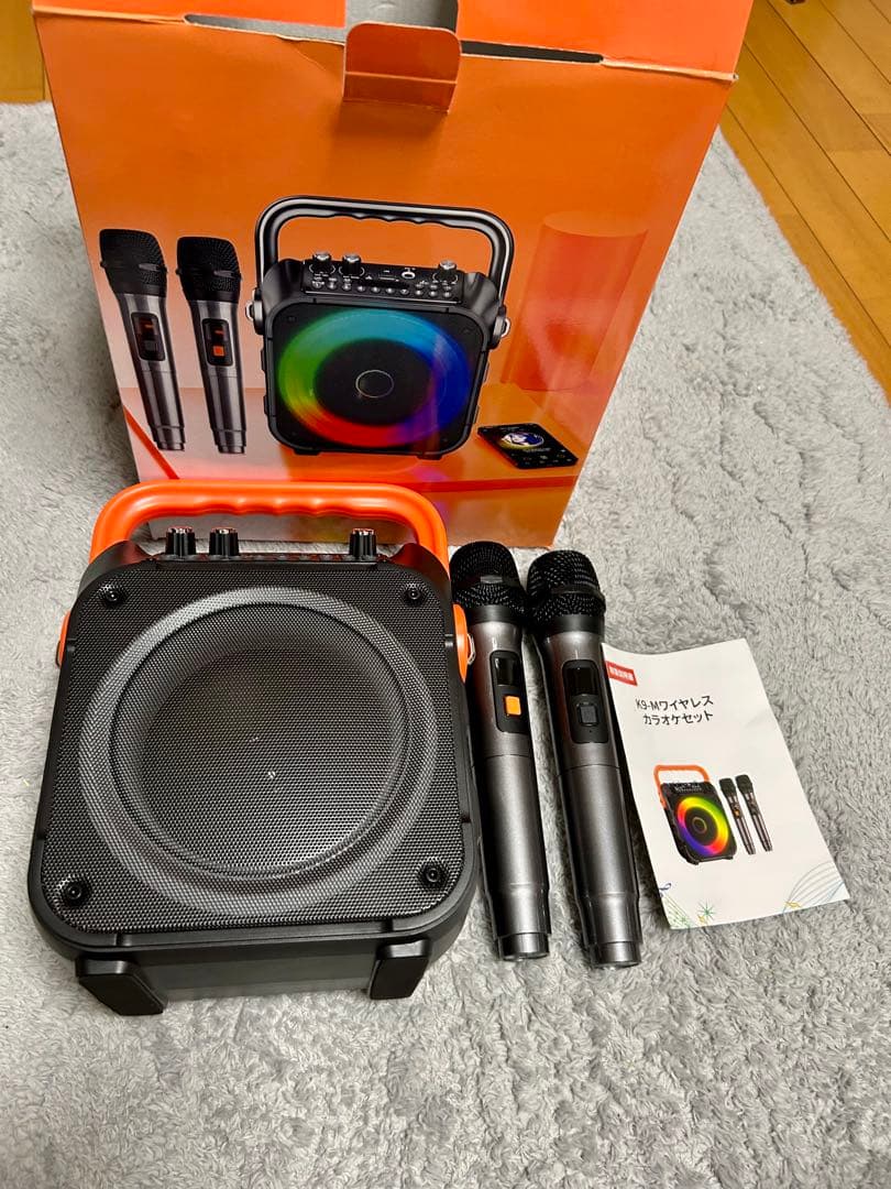 K9-M カラオケマシン 2本のマイク付き