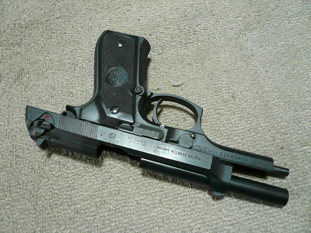 ウエスタンアームズ ブローバック ガスガン ベレッタ 92FS WA ABS