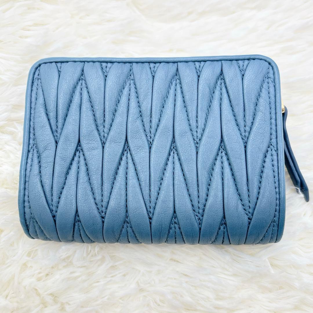 極美品✨現行ロゴ ミュウミュウ マテラッセ 三つ折り財布 ブルー RFID