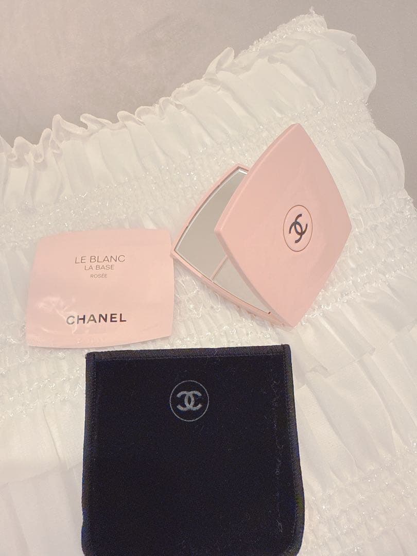 新品CHANEL シャネル ミロワール ミラー 111 バレリーナ ピンク　鏡