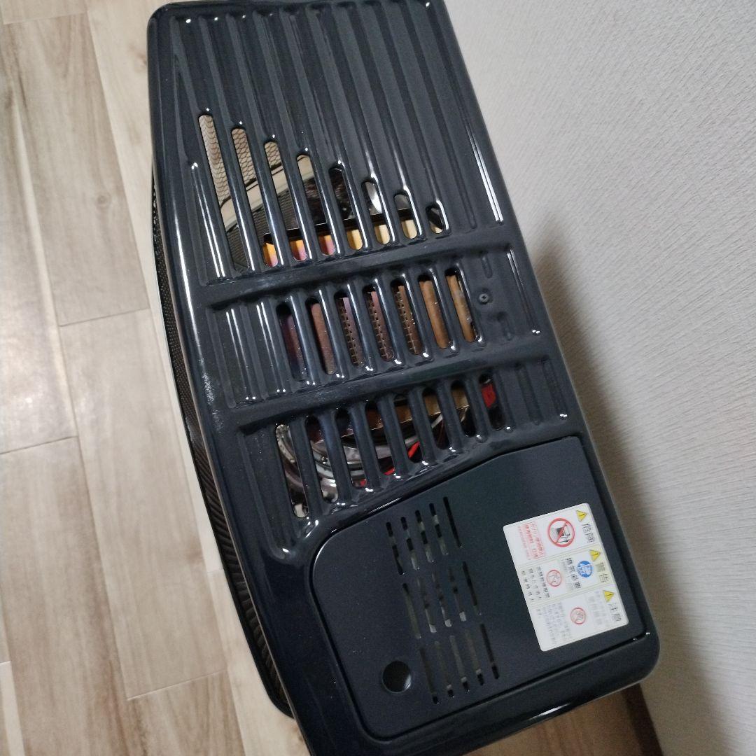 美品　3TRIPLE消臭　ストーブ メッシュカバー付　よごれま栓　電子点火　遠赤