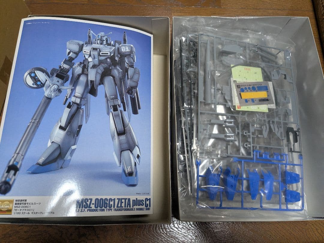 未開封未組立　ガンプラ 1/100 ゼータプラスC1