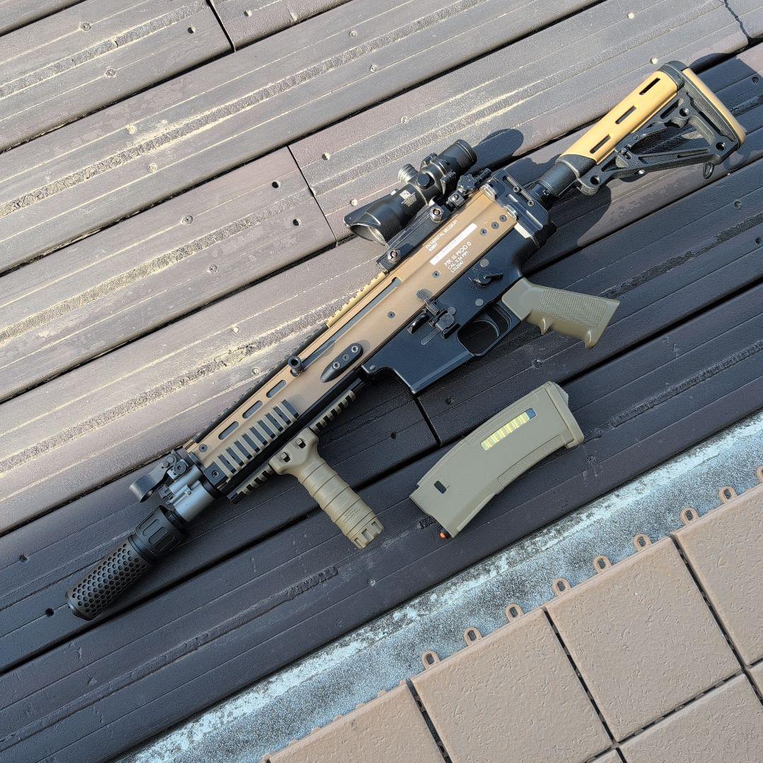 東京マルイ　次世代電動ガン　スカーcqc FET