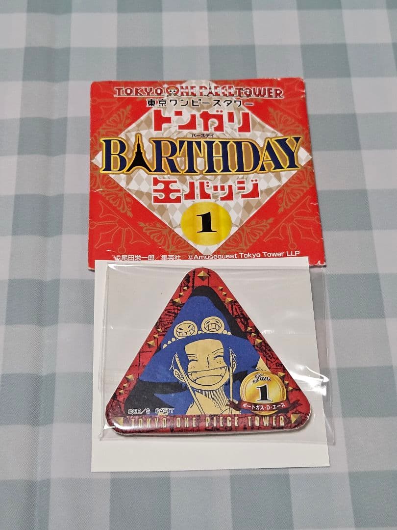 ONE PIECE　ワンピースタワー　トンガリ　バースデー缶バッジ　エース