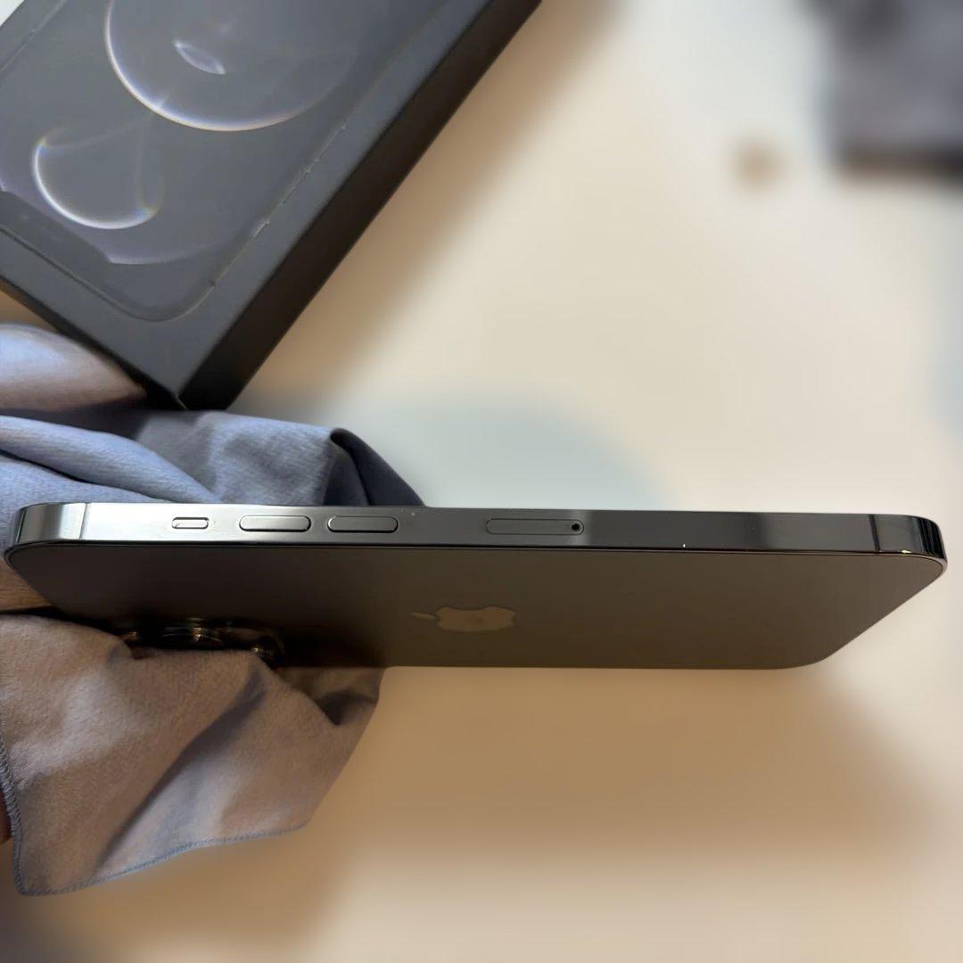 iPhone 12 Pro Max 256GB グラファイト