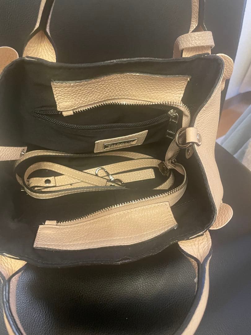 リパーニ　フリルバッグチャーム付き