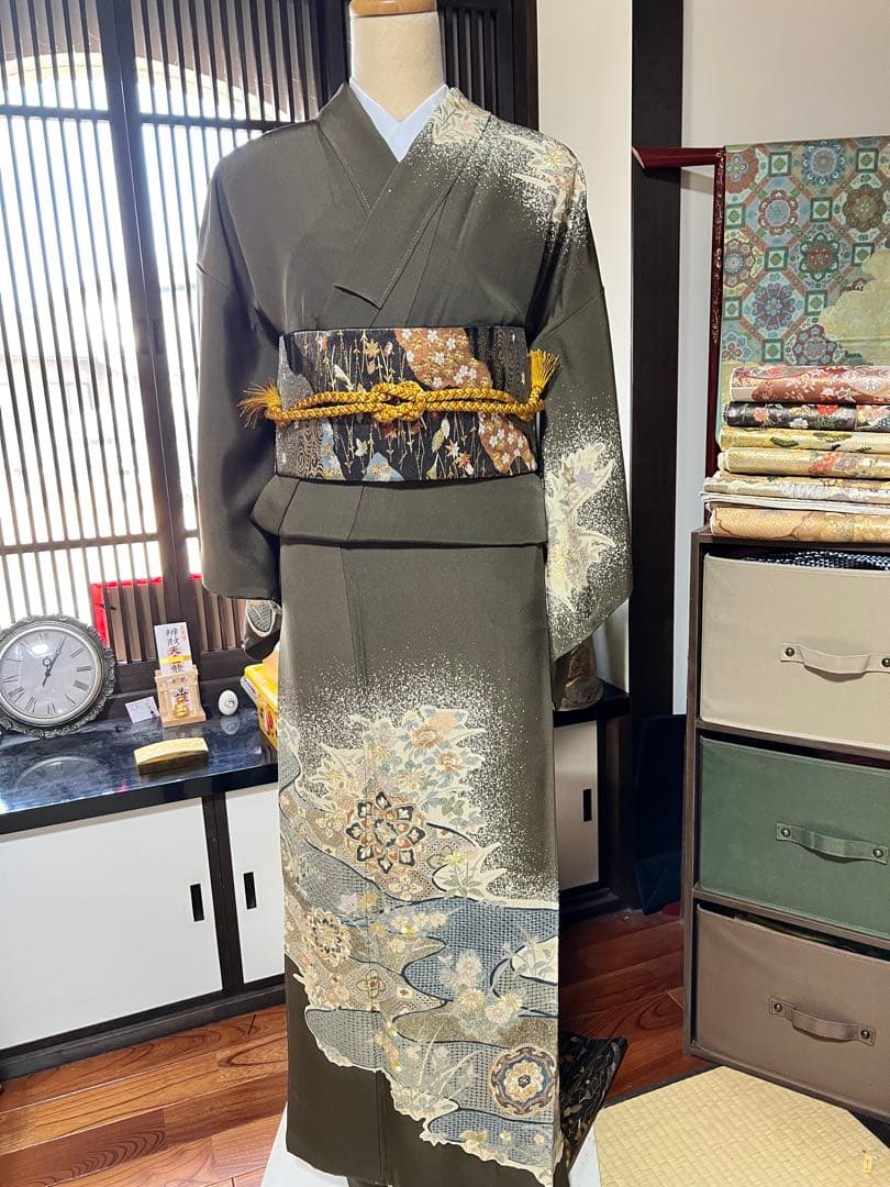 汕頭刺繍たっぷり訪問着