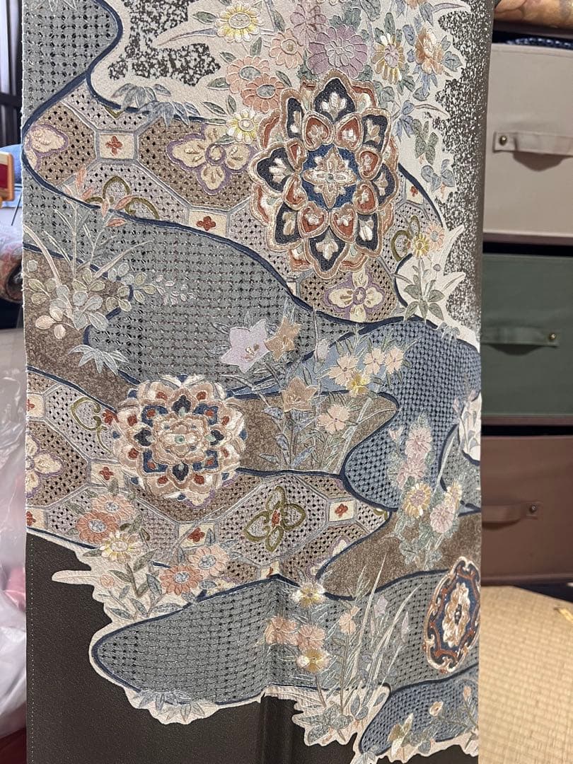 汕頭刺繍たっぷり訪問着