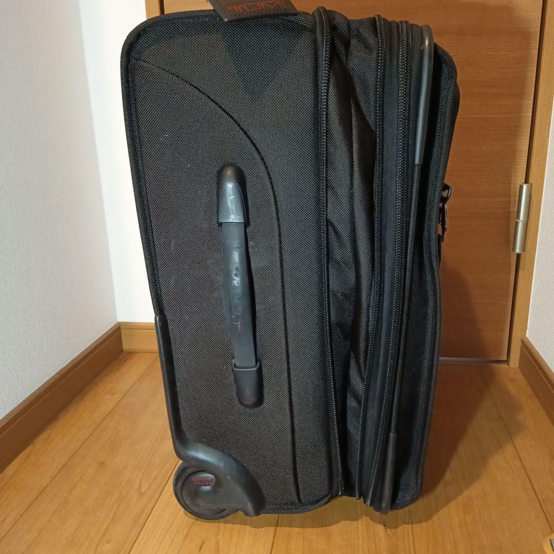 TUMI（トゥミ）キャリーケース　22020DH　32L(容量拡張可能）