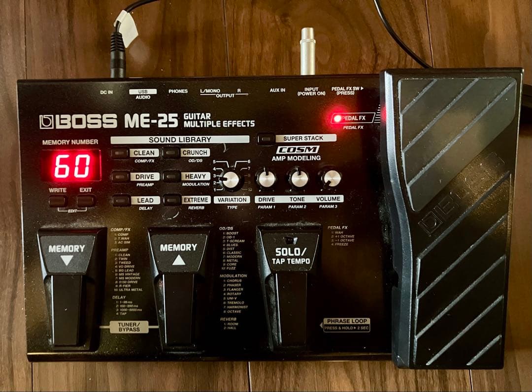 BOSS ME-25 ギターエフェクター　マルチエフェクター　エフェクター