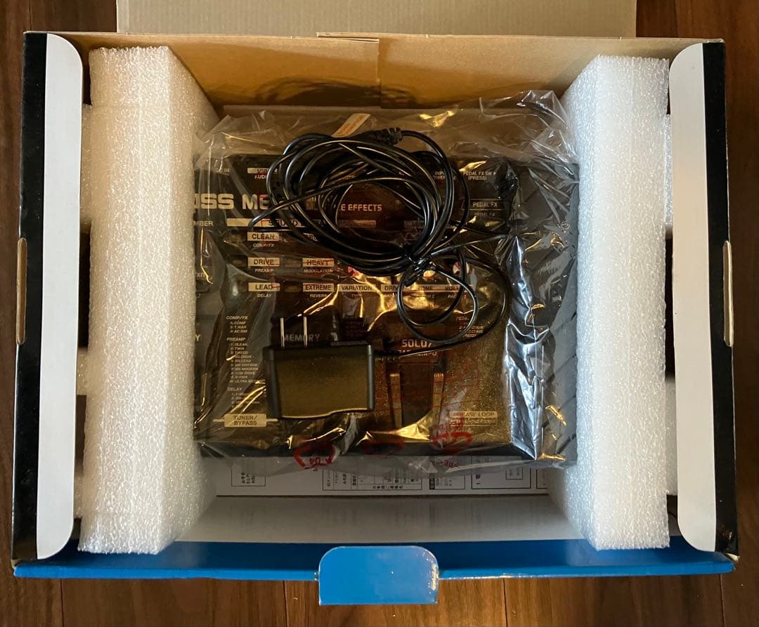 BOSS ME-25 ギターエフェクター　マルチエフェクター　エフェクター