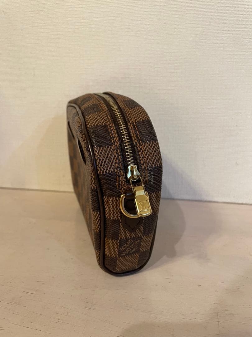 ヴィトンダミエポシェットイパネマ