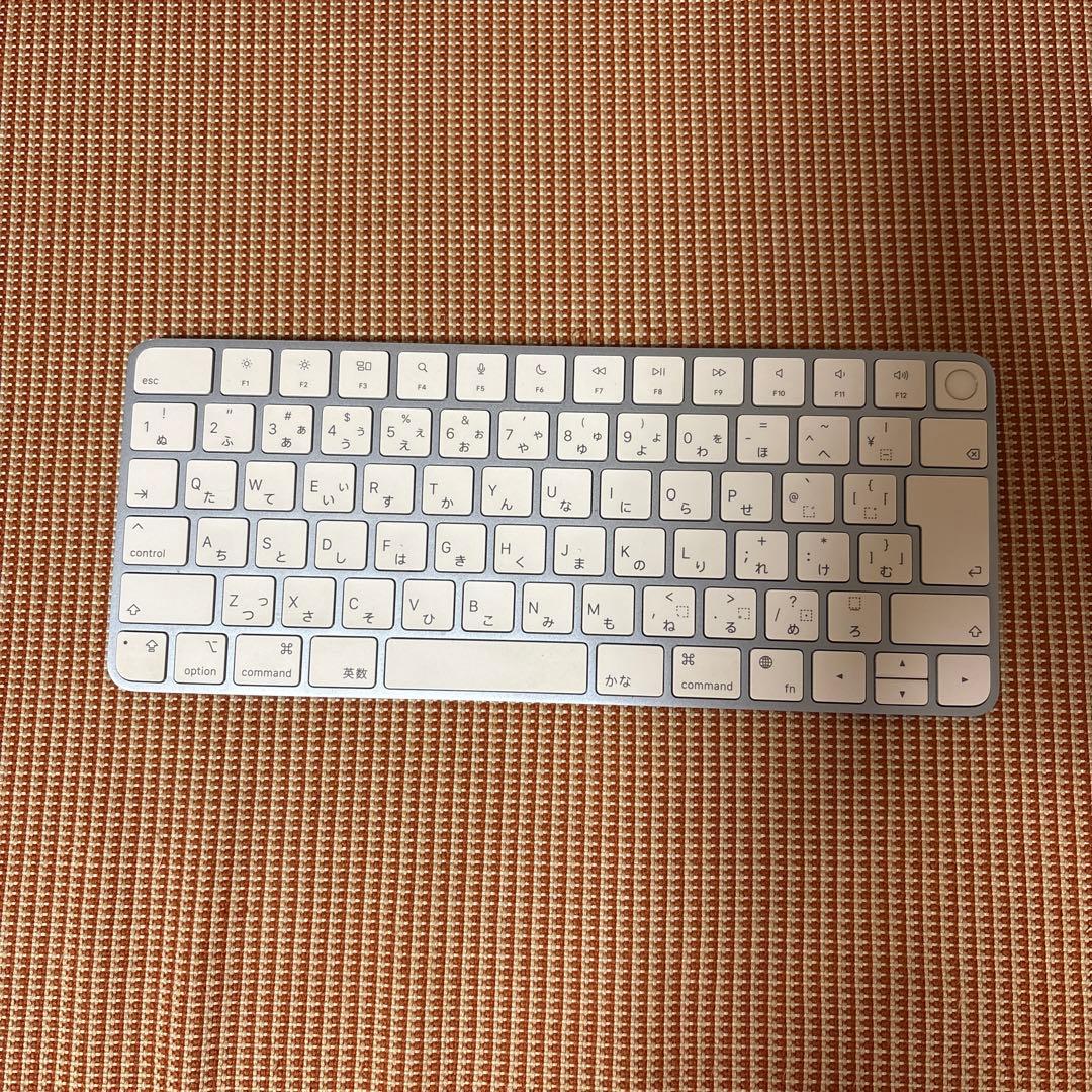 3連休セール！Apple Touch ID Magic Keyboard ブルー