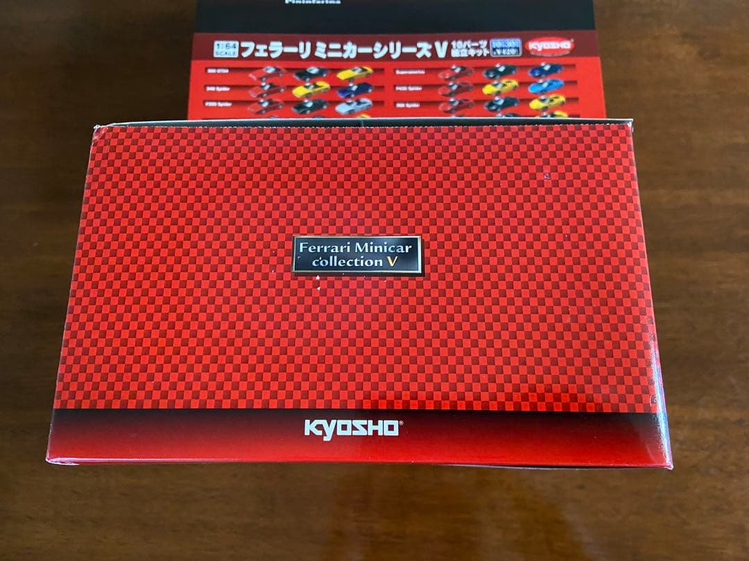 【5-1】サークルKサンクス限定　京商フェラーリミニカーシリーズ V 組立キット