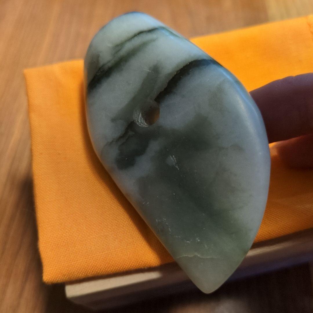 糸魚川産 翡翠 ヒスイ 祭器 斧形 1.18kg 天然石 希少 レア