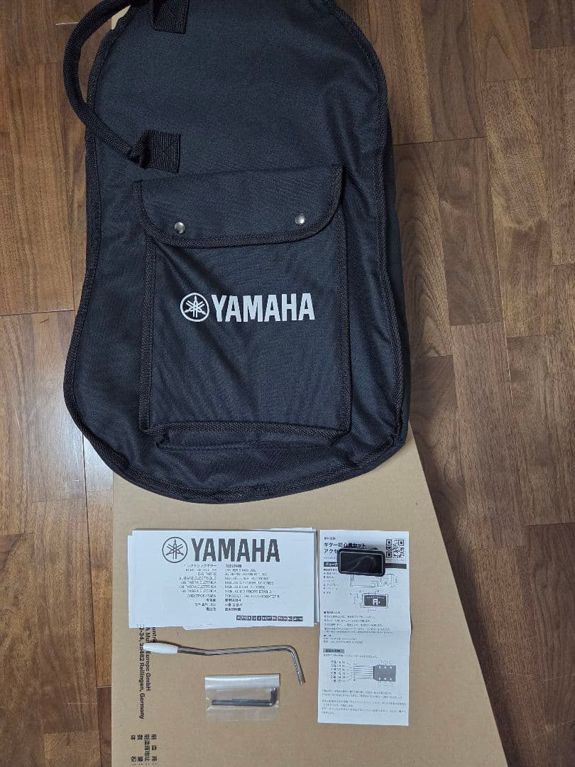 ギター YAMAHA PACIFICA012