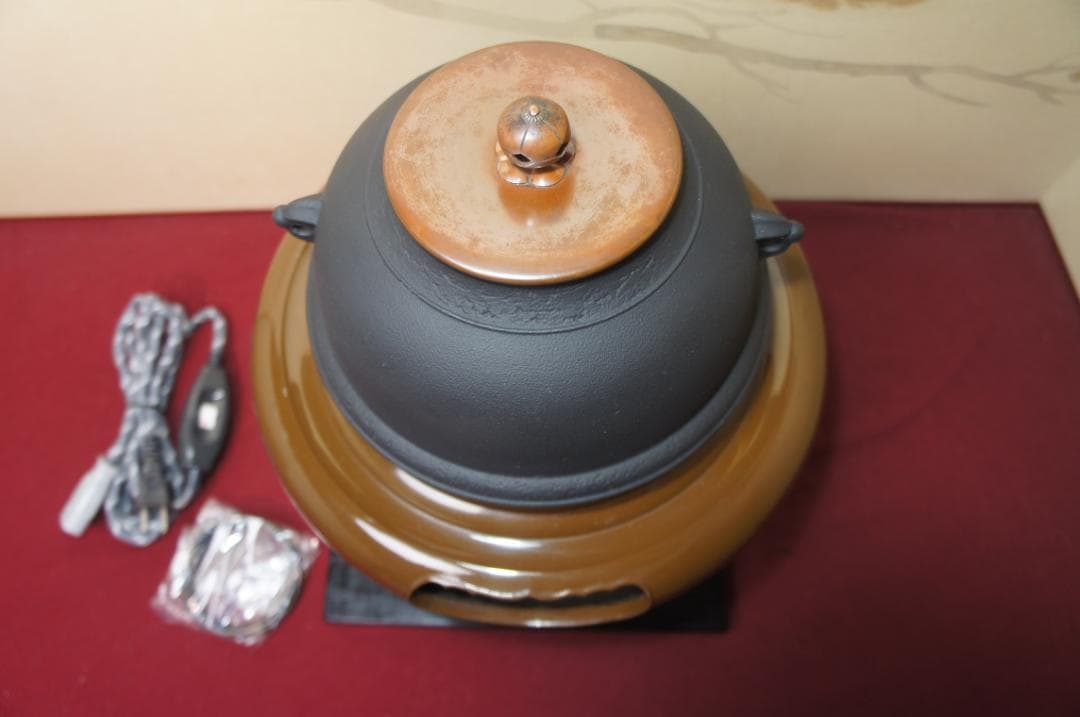 専用☆さびでお悩みのお方へ志きの合金製朝鮮風炉釜 唐銅蓋 釜鐶 電熱器 送料込