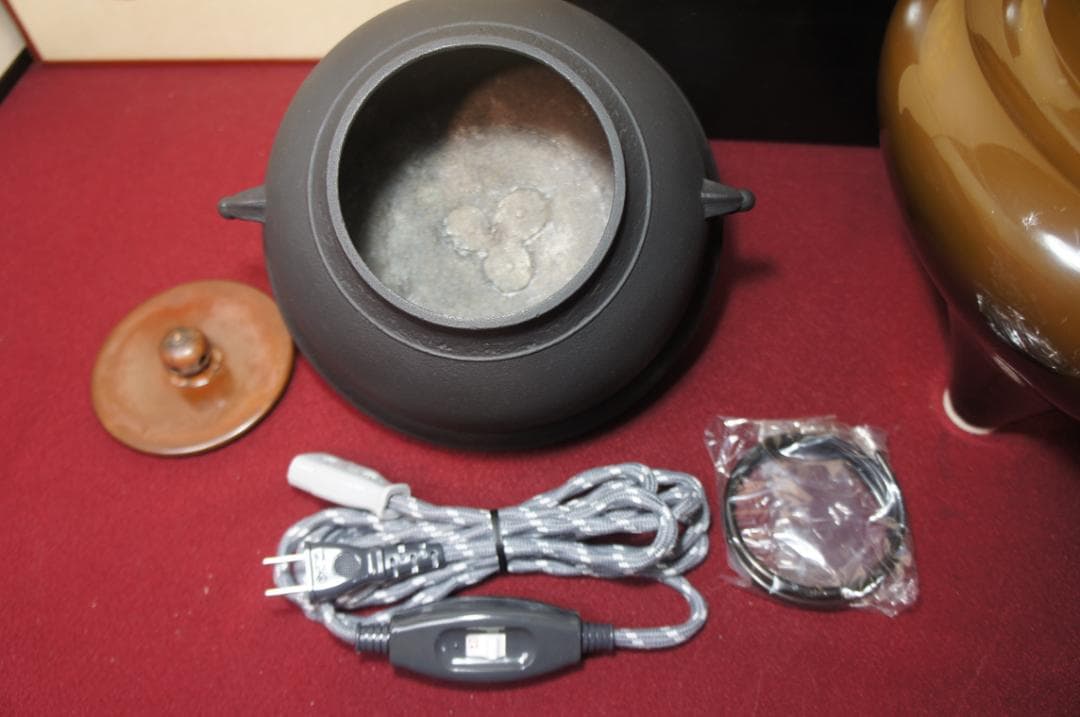 専用☆さびでお悩みのお方へ志きの合金製朝鮮風炉釜 唐銅蓋 釜鐶 電熱器 送料込