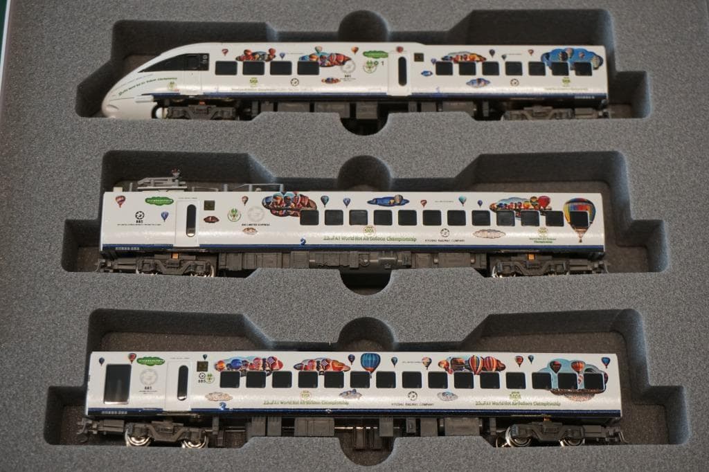 ＫＡＴＯ　885系　「バルーンさが」ラッピング仕様編成　6両