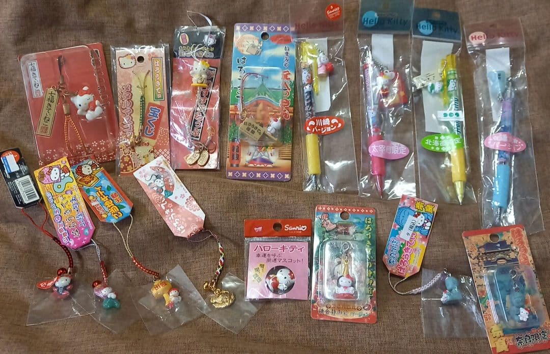 SANRIO☆幸運☆開運☆縁起☆神社☆根付けストラップ&シャープペン☆ボールペン