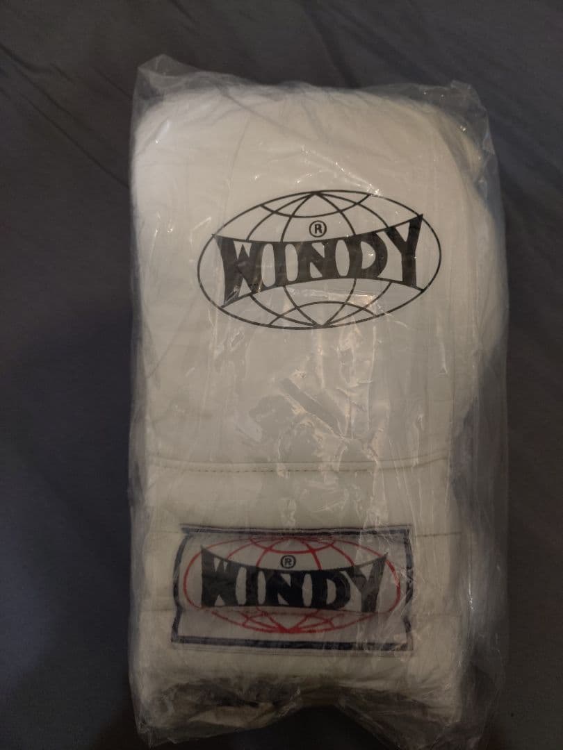 WINDY ボクシンググローブ BGI 16 oz ホワイト